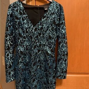 VENUS Elegant Black and Teal Sequin Dress